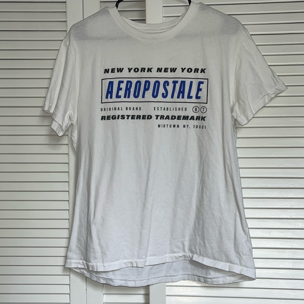 Aeropostale White and Blue Graphic Tee